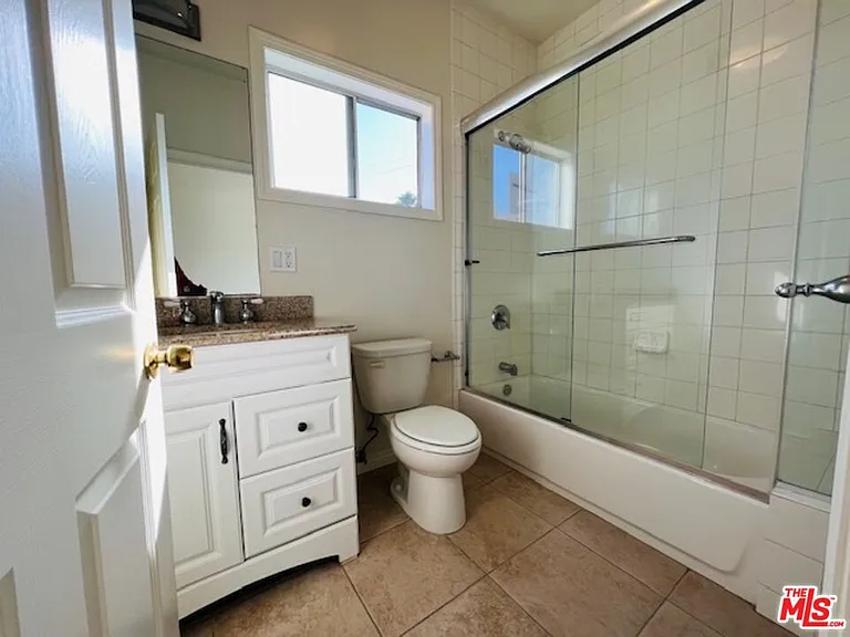 520 Columbia Ave — Photo 8