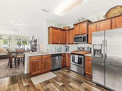 1st image of 137 Whitland Way St