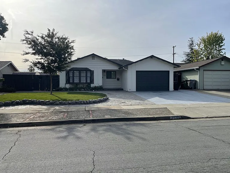 1438 Myrtle Ave — Photo 19