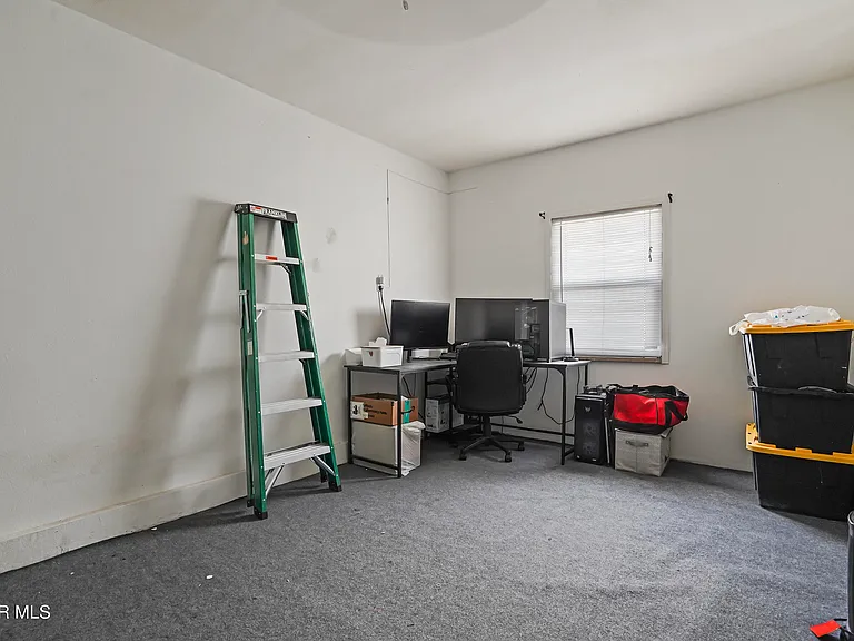 5516 Fairbanks Dr — Photo 23