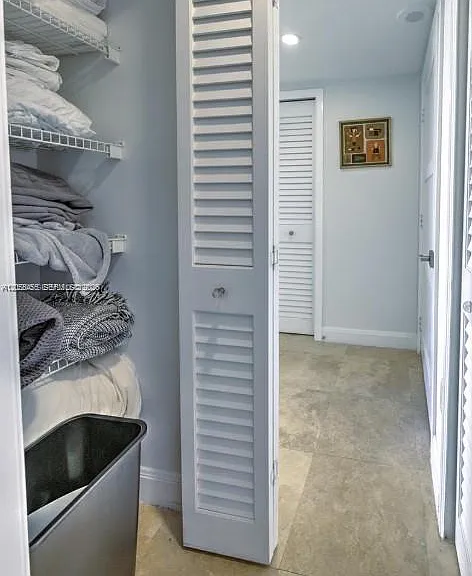 2951 S Bayshore Dr #712 — Photo 21
