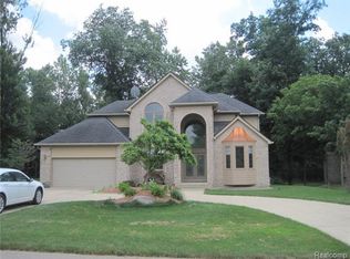 1381 S Lake Dr, Novi, MI 48377