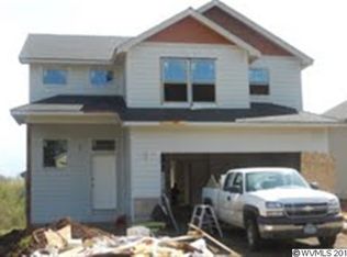 1010 Harbour Ln NE, Keizer, OR 97303