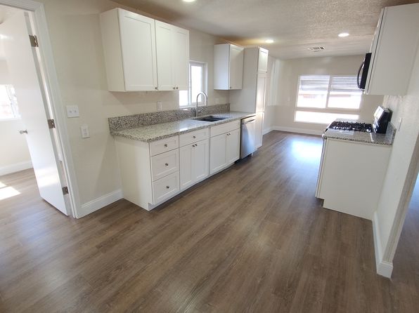 315 Capella Dr