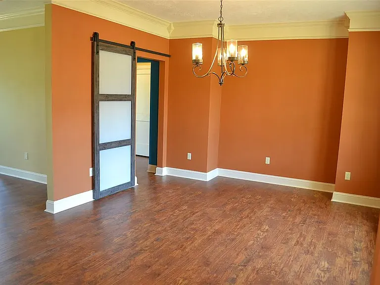 122 Kaycee Cv — Photo 9