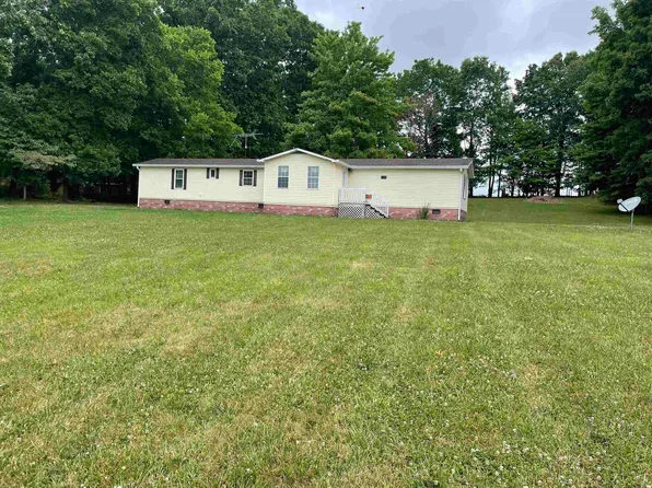 6005 Edgewood Dr, Dublin, VA 24084