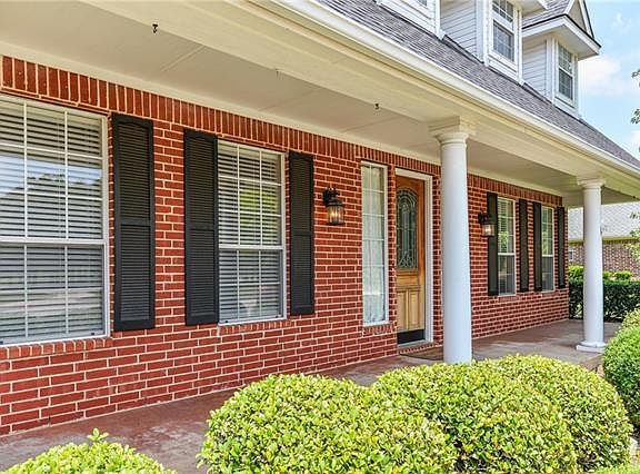 3rd image of 8301 Brandonwood Dr