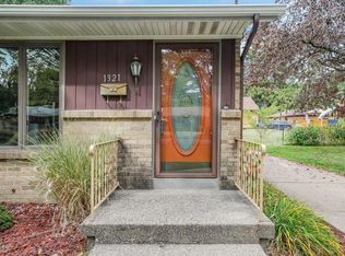 1321 Pine Grove St NW, Grand Rapids, MI 49504