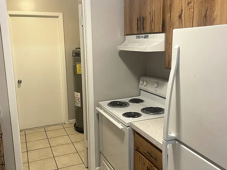 790 Bahia Dr — Photo 6