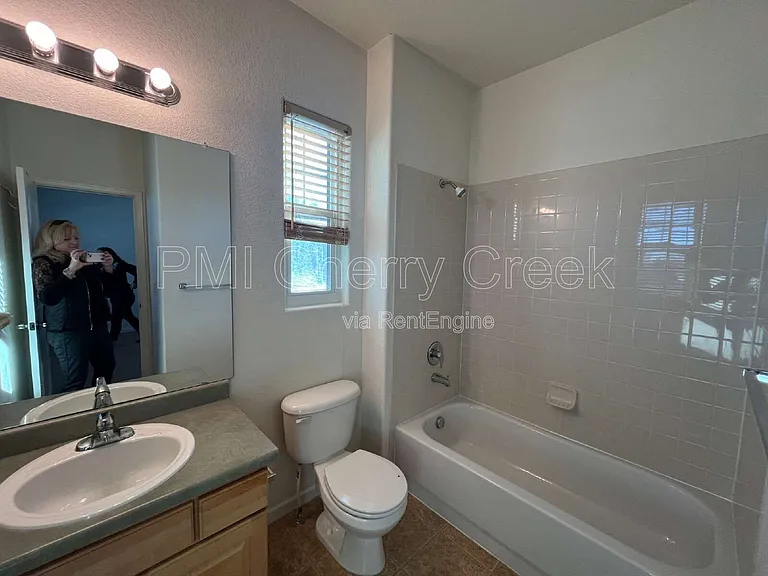 5271 Canyon View Dr — Photo 22