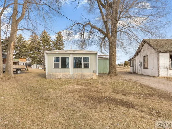 5571 E Iona Rd, Iona, ID 83427