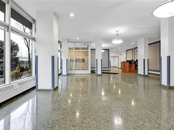 2940 West 5th Street image 1 of 21