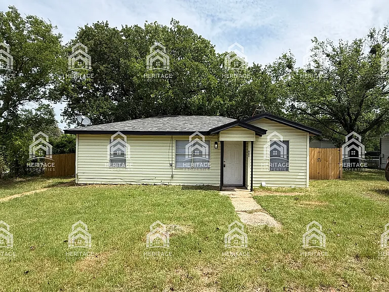 301 Gose Lee Ln — Photo 1
