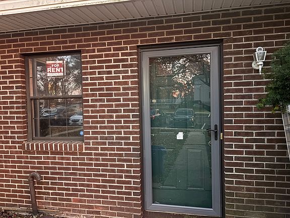 3rd image of 14 Driscoll Ct #14