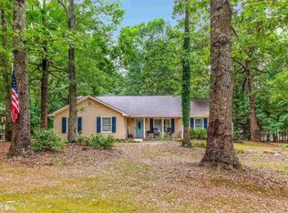 215 Florence Dr, Newnan, GA 30263