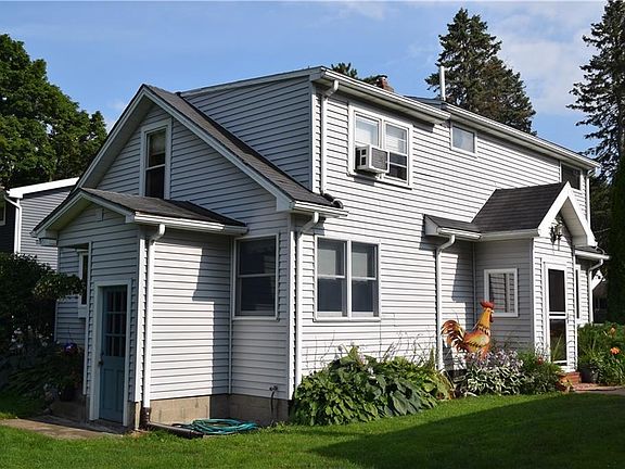 4th image of 2422 Westside Dr