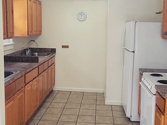 3rd image of 30 North Rd #1