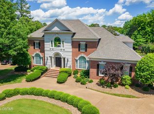 22 Southwind Dr, Jackson, TN 38305