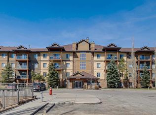 92 Crystal Shores Rd #4309, Okotoks, AB T1S2N1