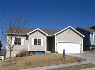 15078 Meredith Ave, Omaha, NE 68116