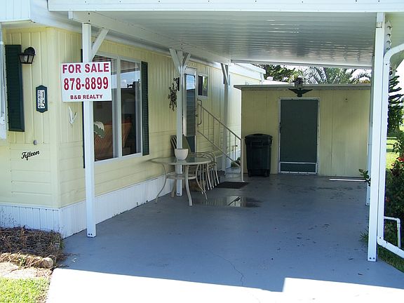 2nd image of 15 Hidalgo Ln