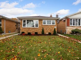 7032 W Montrose Ave, Norridge, IL 60706