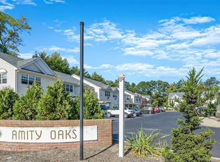 3 Noelle Ct #3, Amityville, NY 11701