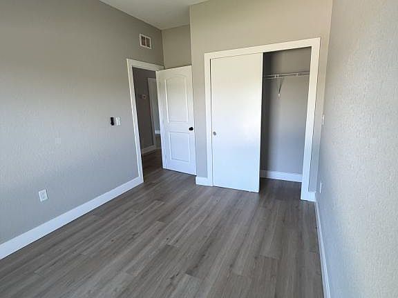 4th image of 9197 Agate St Floor 33981