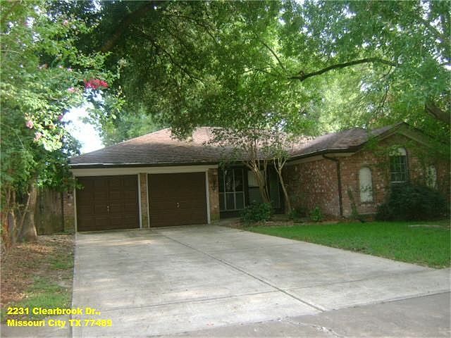 1st image of 2231 Clearbrook Dr