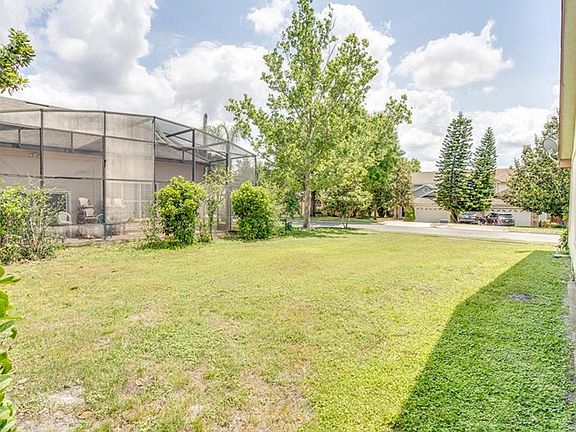 3rd image of 7301 Lismore Ct