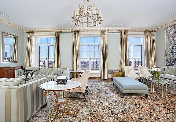 5th image of 120 E End Ave Floor 17