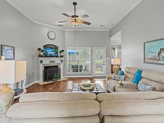 4th image of 7741 Meadow Ridge Ln