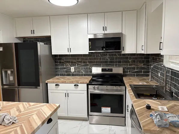 8720 Whitefield Ave, Savannah, GA 31406