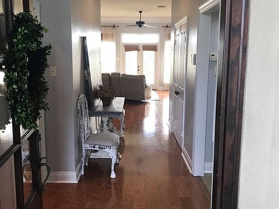 3rd image of 103 Meadow Lake Dr
