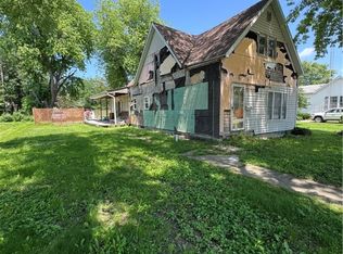 919 N Logan St, Lincoln, IL 62656