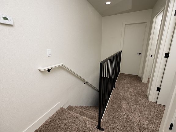 5th image of 170 Masonic Ave #2