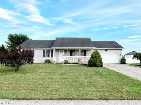 34877 Clear Creek Dr, North Ridgeville, OH 44039