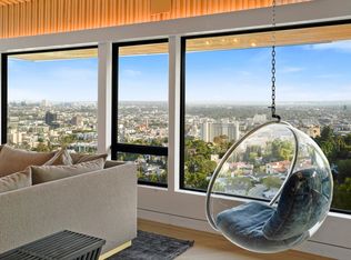 6918 Oporto Dr, Los Angeles, CA 90068