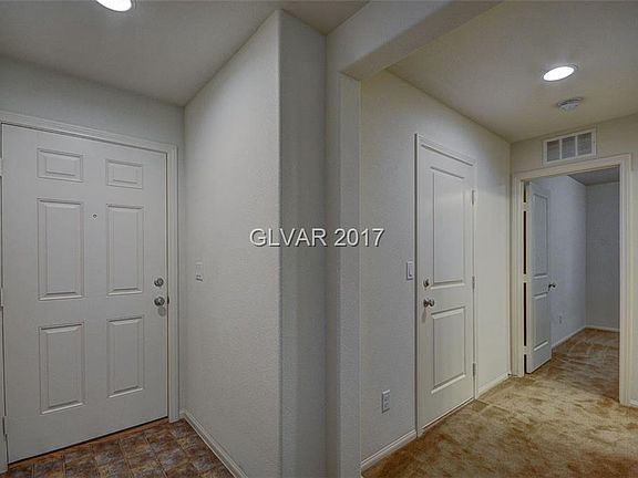 4th image of 891 Harbor Ave #0
