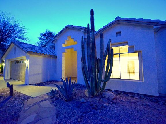2nd image of 8321 N Westcliff Dr