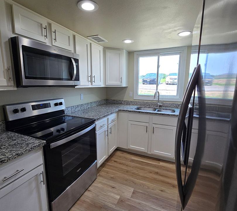 1st image of 3036 Jacqueline Ct #7