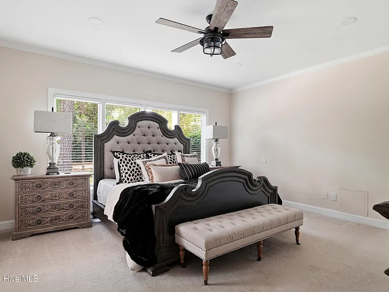 120 Woodenbridge Ln — Photo 19