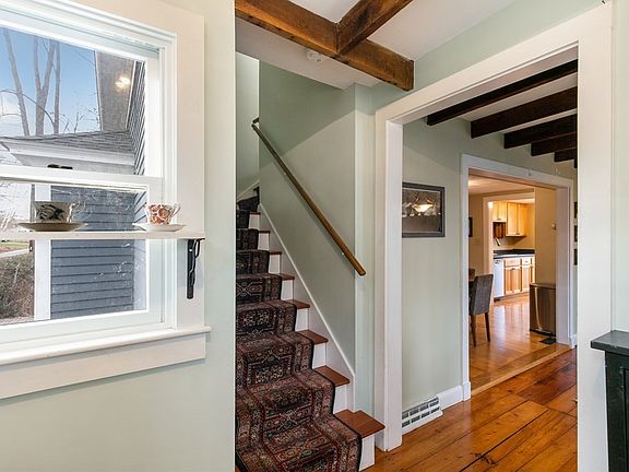 3rd image of 11 Cogswell Ave