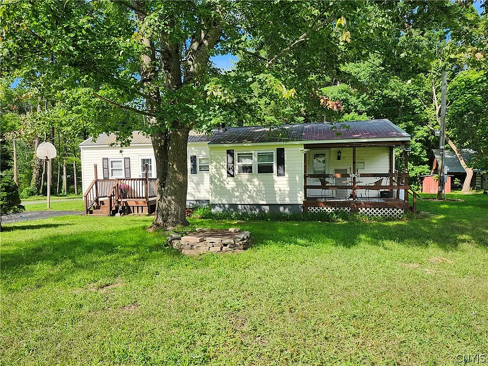 1601 Chestnut Ridge Rd