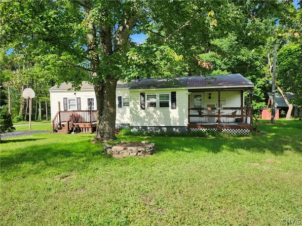 1601 Chestnut Ridge Rd, Chittenango, NY 13037