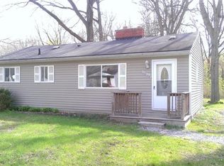 19991 Crandell Ct, Belleville, MI 48111