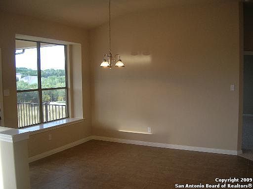 5th image of 926 San Pedro