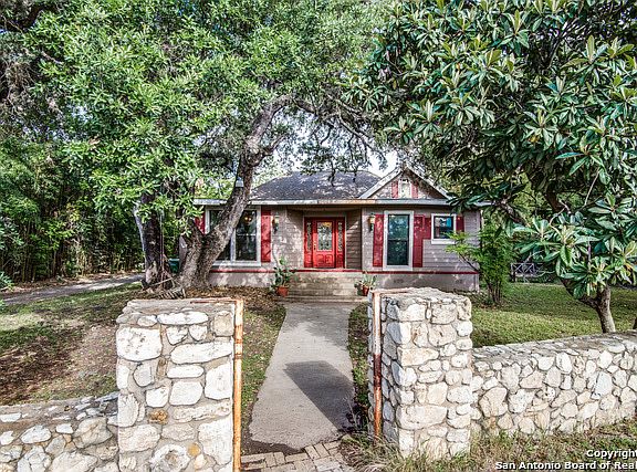 2nd image of 7015 Dorothy Louise Dr