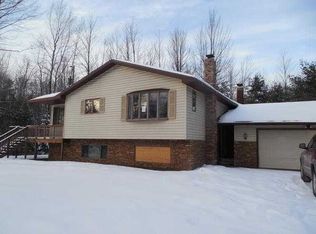 4056 15th Rd, Escanaba, MI 49829