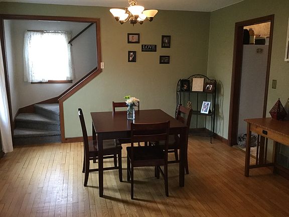 2nd image of 615 1st Ave E